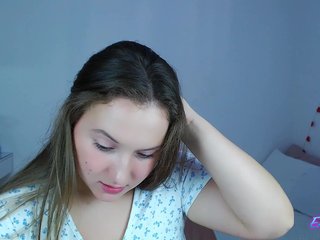 Chat vidéo érotique -EmilyxGrasez-