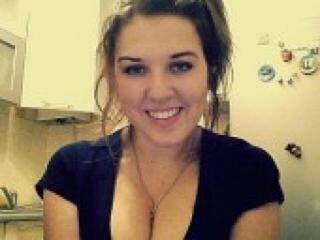 Chat vidéo érotique 12liana