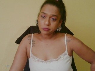 Chat vidéo érotique 1FiestyAlpha69