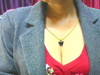 Chat vidéo érotique Aarju