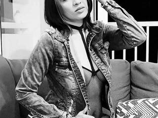 Chat vidéo érotique abby-latin