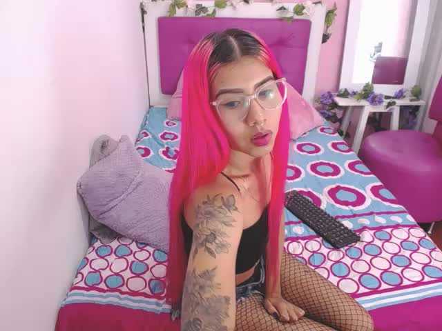 Photos AbigaiLMonroe Welcome to my room enjoy my show