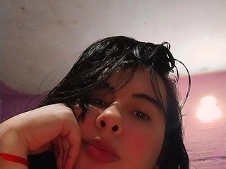 Chat vidéo érotique Abrilshasha3