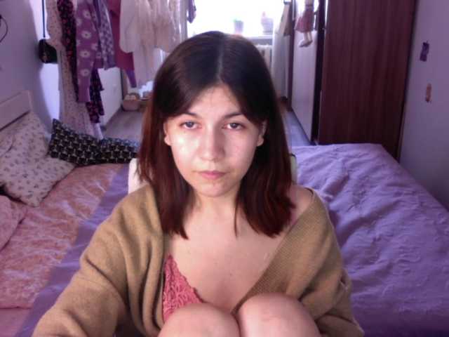 Photos acidwaifu Hello everyone! my name is Elizabeth. I'd love to talk to you) all requests for tokens!! welcome to my room!