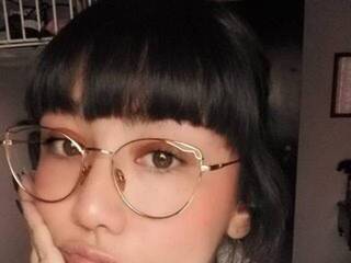 Chat vidéo érotique AdaIson