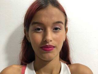 Chat vidéo érotique adaralove1