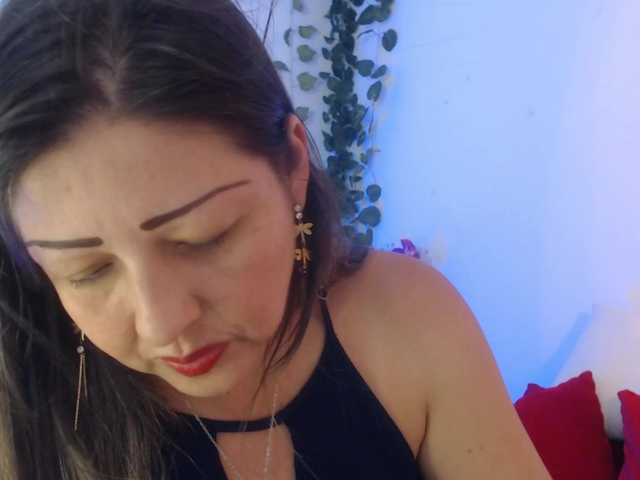 Photos Addison04 hello, follow me so that bonga enables me on twitter´´the sound of the tokens excites me´´ #mature #milf #bigass #bigboobs #dominatio @total n @sofar @remain