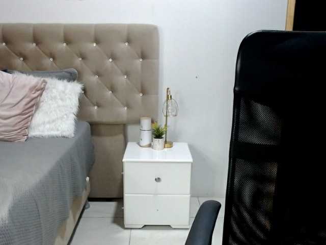 Captures d'écran de diffusion AddisonLove