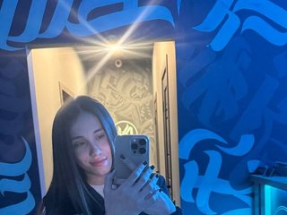 Chat vidéo érotique AdelinaKiskina