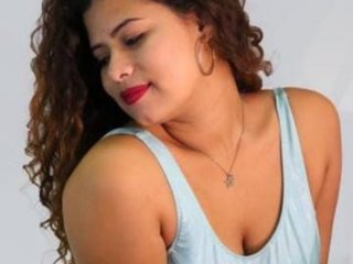 Chat vidéo érotique Adelle32