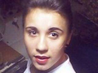 Chat vidéo érotique adellia