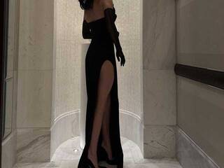 Chat vidéo érotique Adelyat