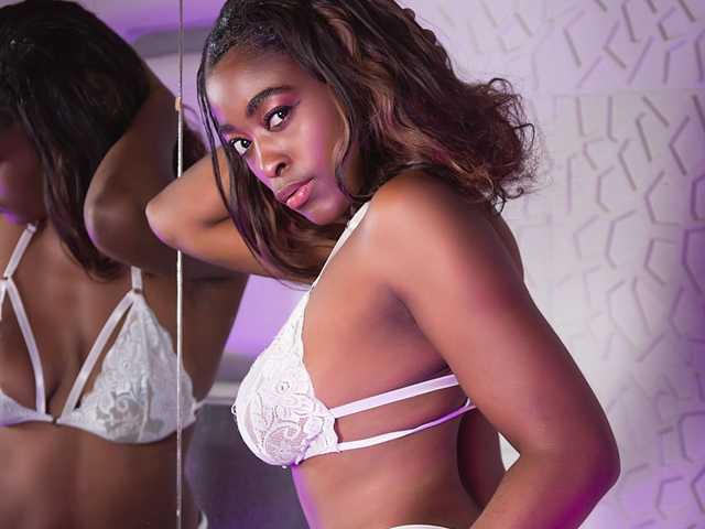 Photo du profil AdrianaCampbell
