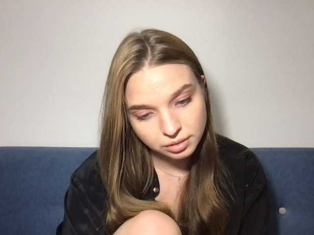 Captures d'écran de diffusion AdrianasDoll