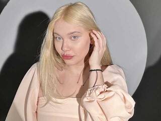 Chat vidéo érotique AgataNoNude