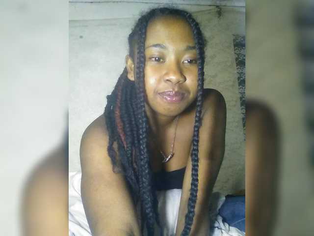 Captures d'écran de diffusion Aichaxxl