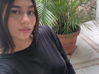 Chat vidéo érotique AidaBitar