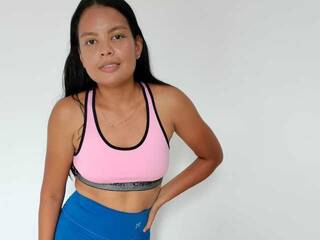 Chat vidéo érotique aineks