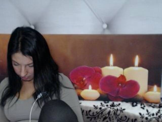 Captures d'écran de diffusion Aisha255