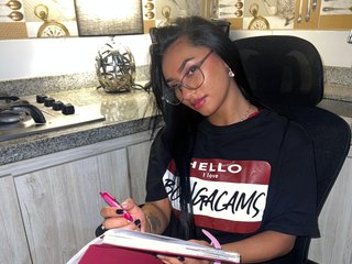 Chat vidéo érotique Alana-11