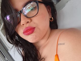 Chat vidéo érotique alanamz