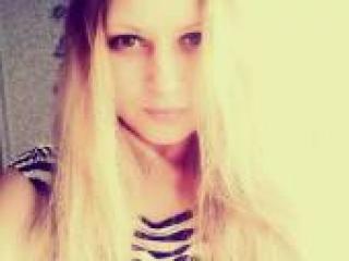 Chat vidéo érotique alanna1812