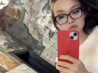 Chat vidéo érotique EliVii