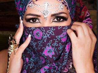 Chat vidéo érotique AlenaRain