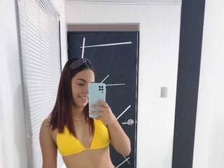 Chat vidéo érotique alesiadaila