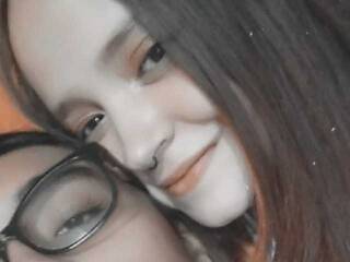 Chat vidéo érotique alexa-alex