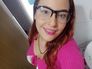 Chat vidéo érotique alexa-kiut