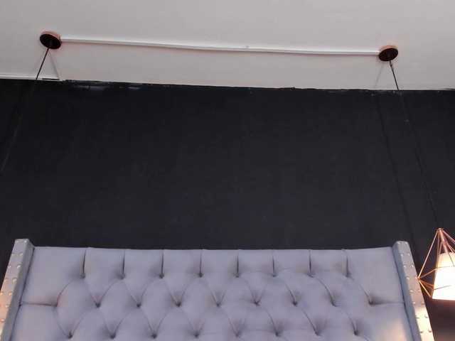 Captures d'écran de diffusion AlexaMora