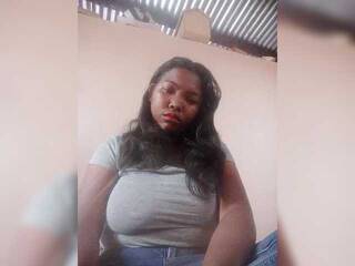 Chat vidéo érotique Alexcia