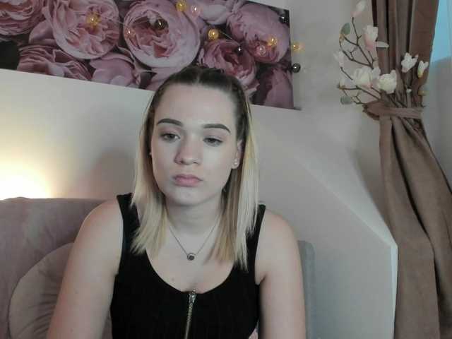 Photos AlexisTexas18 Another rainy day here, i am here for fun and chat-- naked and cum in pvt xx #18 #blonde #cute #teen #mistress