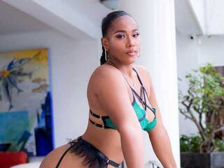 Chat vidéo érotique Alice-Pierce