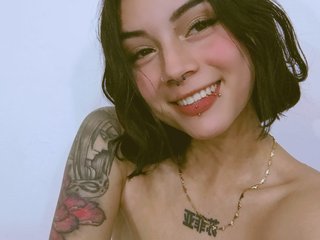 Chat vidéo érotique Alice-sarfati