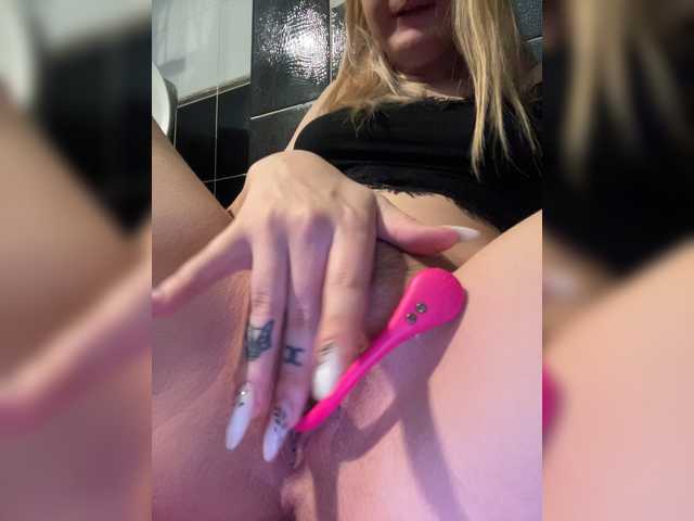 Photos Alice0Kitty SHOW WITH DILDO AND SQUIRT 2051 Favorite vibration 21