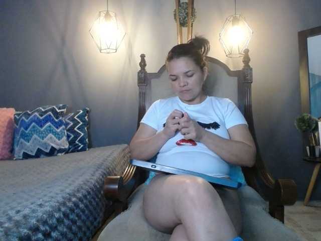 Captures d'écran de diffusion Alicejonnes