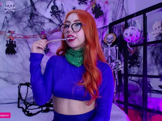 Photos Aliceowenn ♥Happy Halloween, come to my spooky room to enjoy my company trick or treat♥Control my domi 100tks in pvt @remain Anal plug in my asshole and dildo in my wet vagina @total