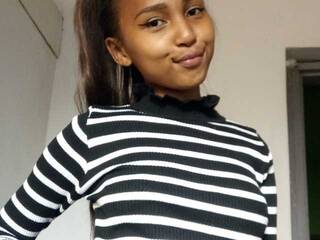 Chat vidéo érotique Aliciakittie