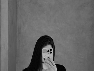 Chat vidéo érotique Aliiinohka