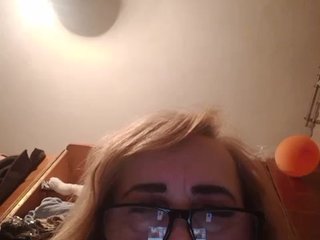 Chat vidéo érotique Alina1965