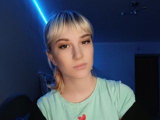 Chat vidéo érotique Alina225