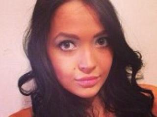 Chat vidéo érotique alina94