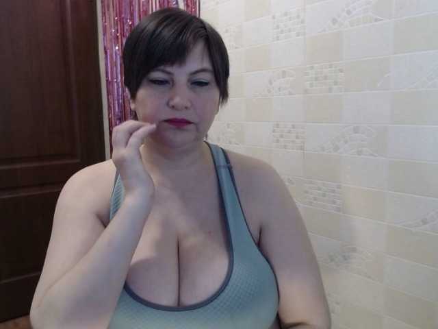 Photos AlinaGold squirt lovense from 5 tokens