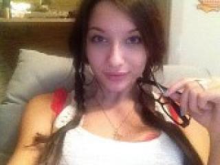 Chat vidéo érotique alinalulu