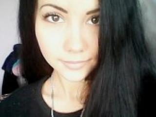 Chat vidéo érotique alinushka90