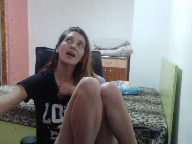 Captures d'écran de diffusion alishallovexx