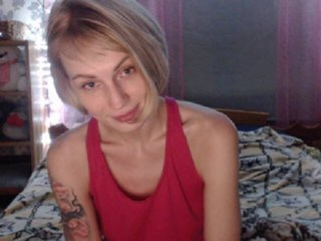 Captures d'écran de diffusion AlishaTop