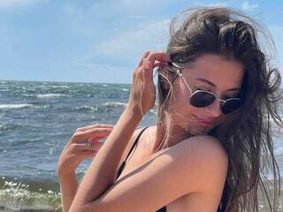 Chat vidéo érotique Alisiyaa1